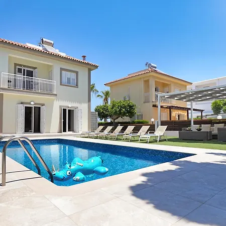 Emily Villa Protaras