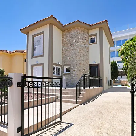 Villa Emily