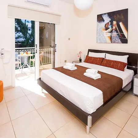 Emily Villa Protaras